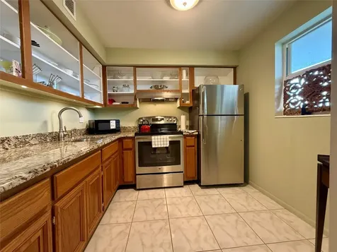 2800 NW 47th Terrace Lauderdale Lakes FL 33313
