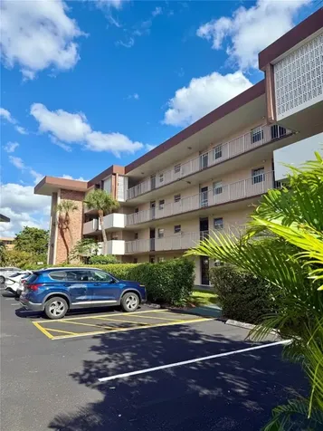 2800 NW 47th Terrace Lauderdale Lakes FL 33313