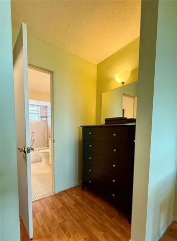 2800 NW 47th Terrace Lauderdale Lakes FL 33313