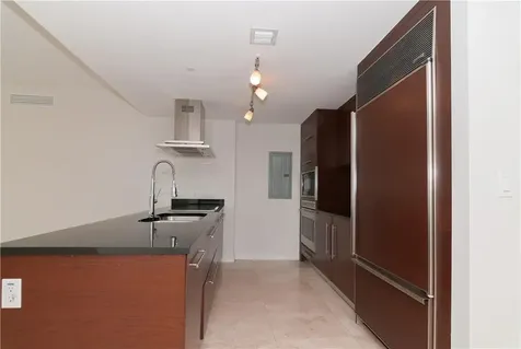 465 Brickell Avenue Miami FL 33131