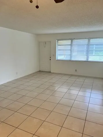 1040 Twin Lakes Drive Coral Springs FL 33071