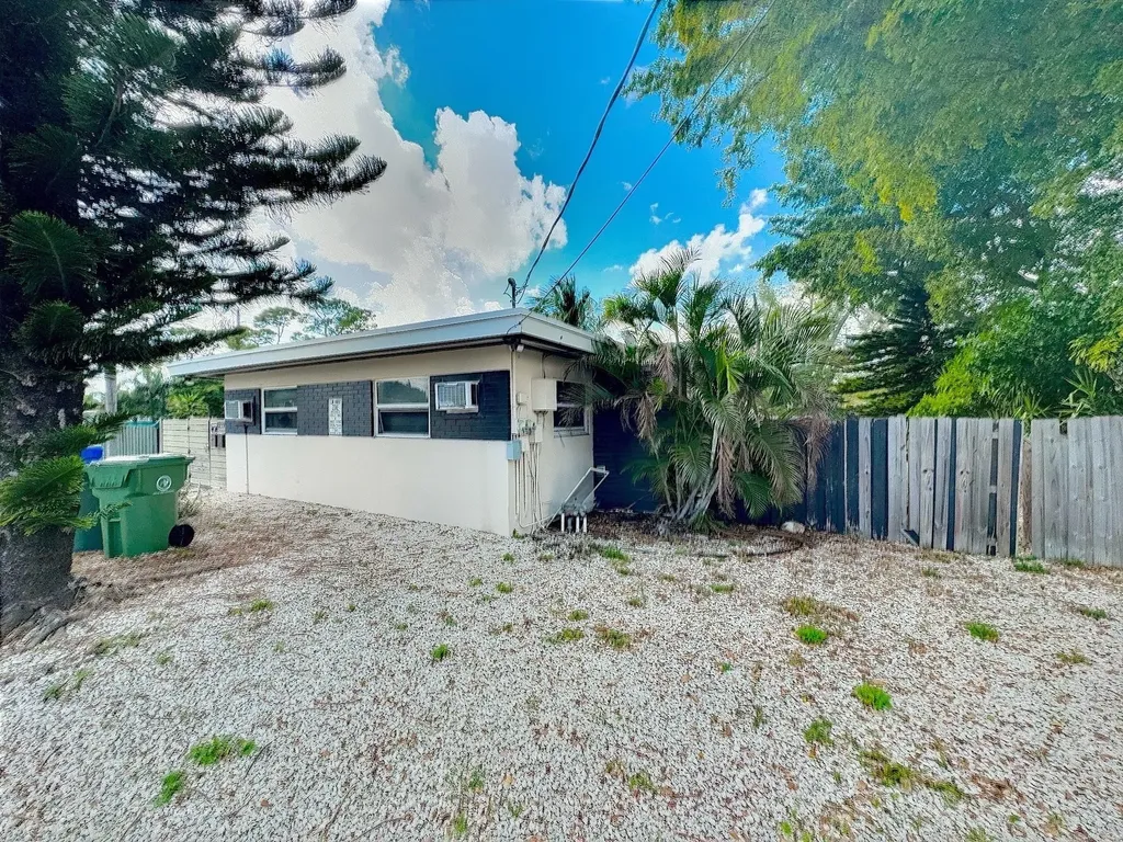 1219 NE 5th Terrace Fort Lauderdale FL 33304
