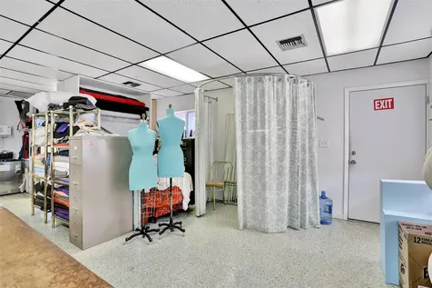 311 NE 44th Street Oakland Park FL 33334