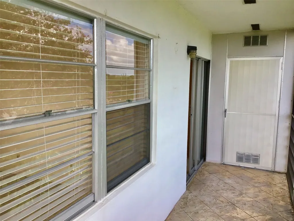 336 Brighton H Boca Raton FL 33434