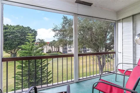 811 S Hollybrook Drive Pembroke Pines FL 33025