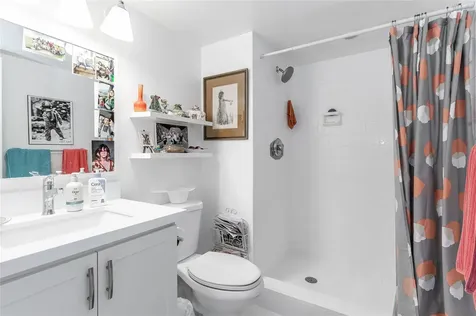 811 S Hollybrook Drive Pembroke Pines FL 33025