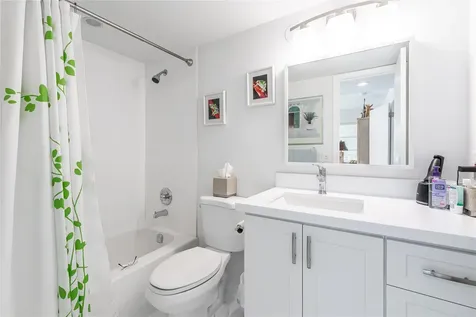 811 S Hollybrook Drive Pembroke Pines FL 33025
