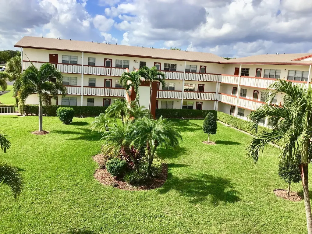 308 Brighton H Boca Raton FL 33434