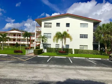 308 Brighton H Boca Raton FL 33434
