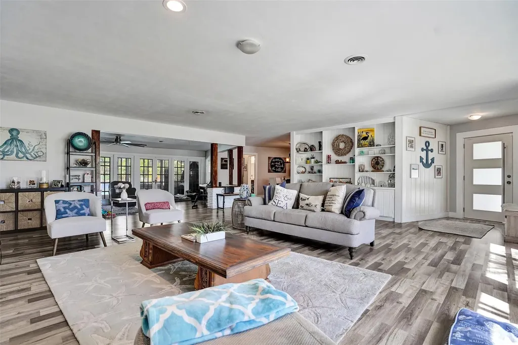 1325 Middle River Drive Fort Lauderdale FL 33304