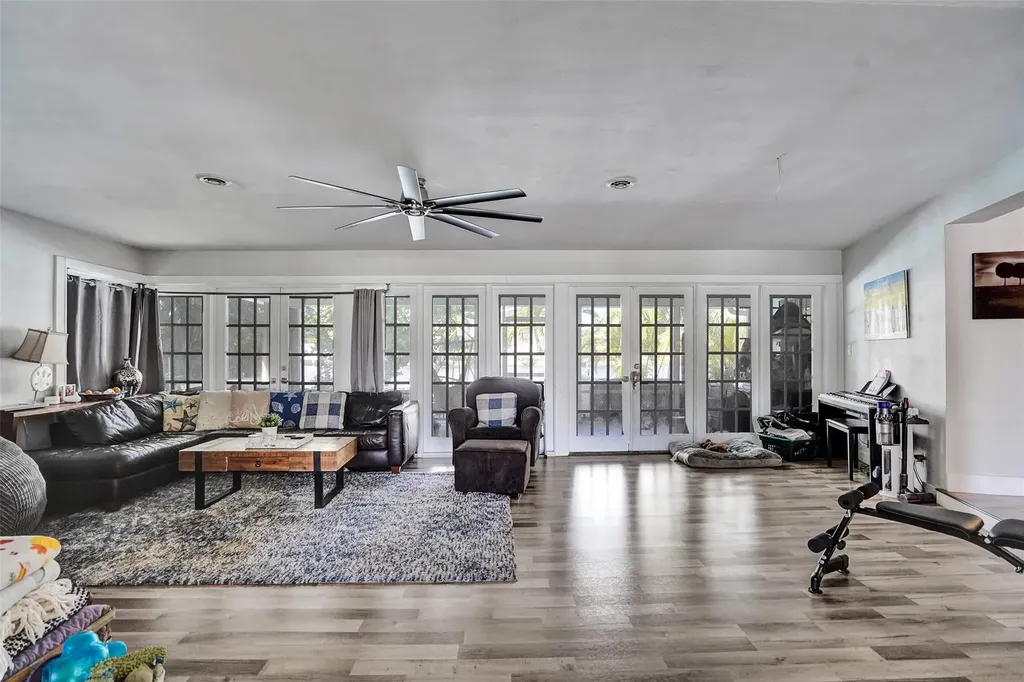 1325 Middle River Drive Fort Lauderdale FL 33304