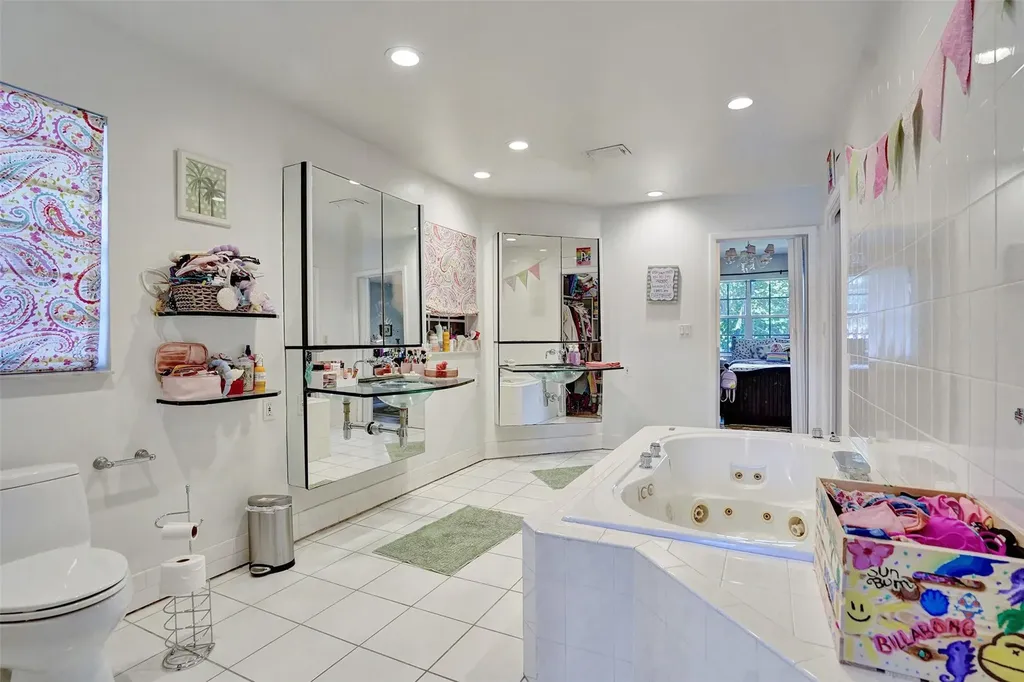 1325 Middle River Drive Fort Lauderdale FL 33304