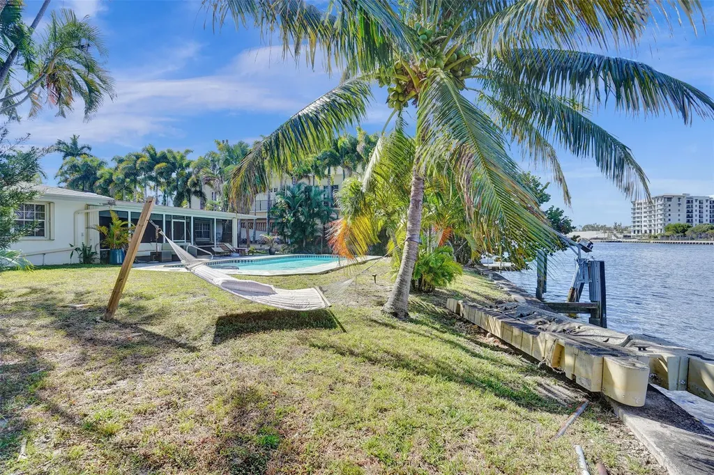 1325 Middle River Drive Fort Lauderdale FL 33304