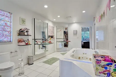 1325 Middle River Drive Fort Lauderdale FL 33304