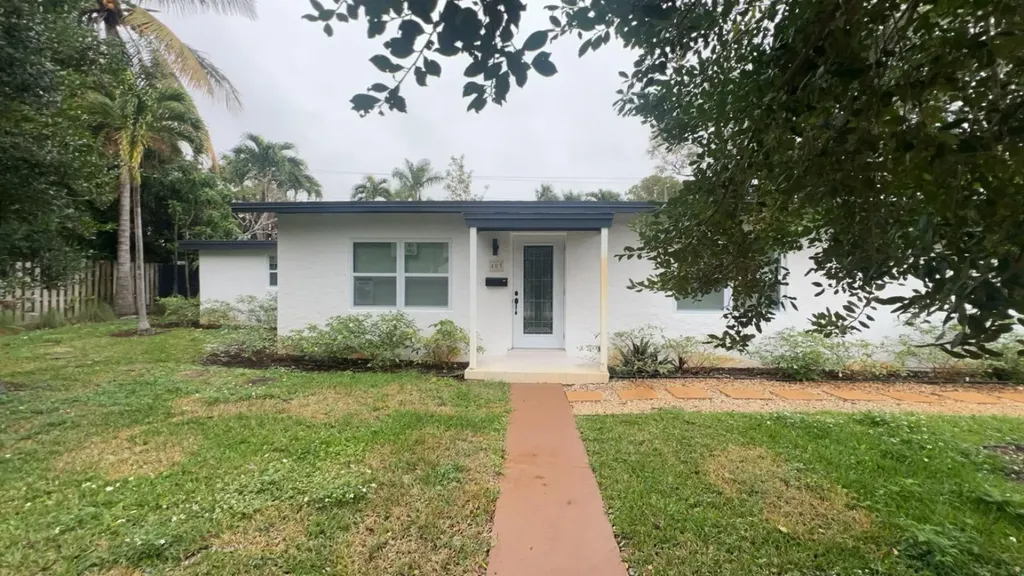 403 NE 27th Street Wilton Manors FL 33334