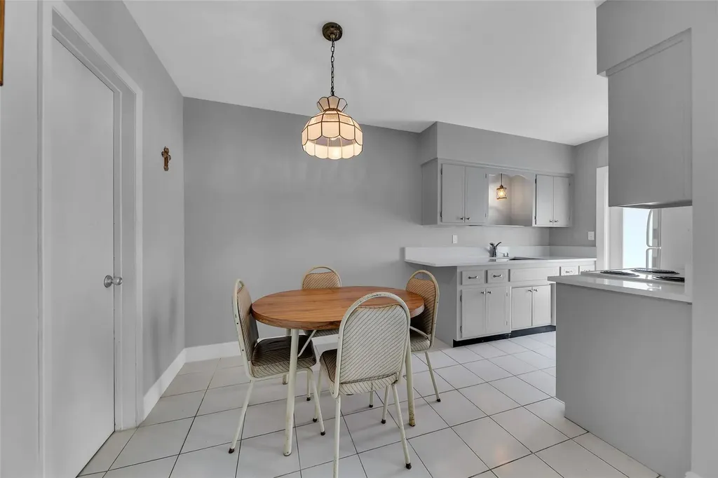 11 SW 4th Avenue Boca Raton FL 33432