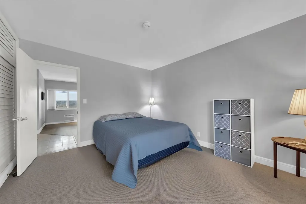 11 SW 4th Avenue Boca Raton FL 33432