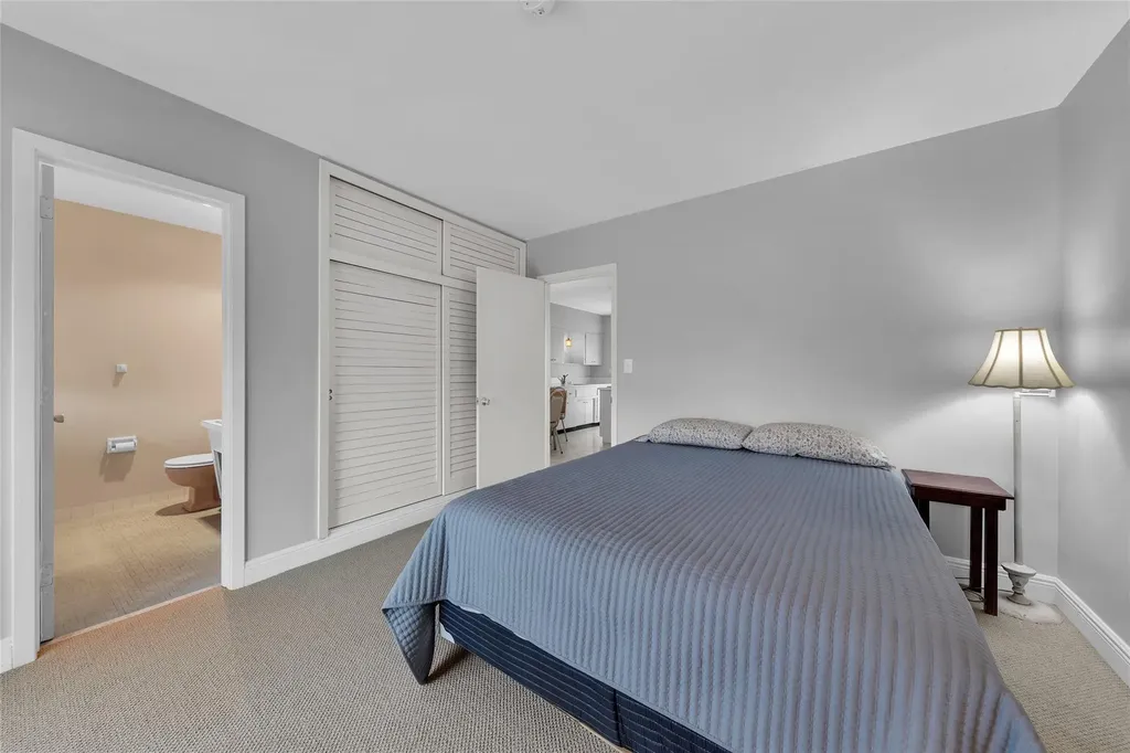 11 SW 4th Avenue Boca Raton FL 33432