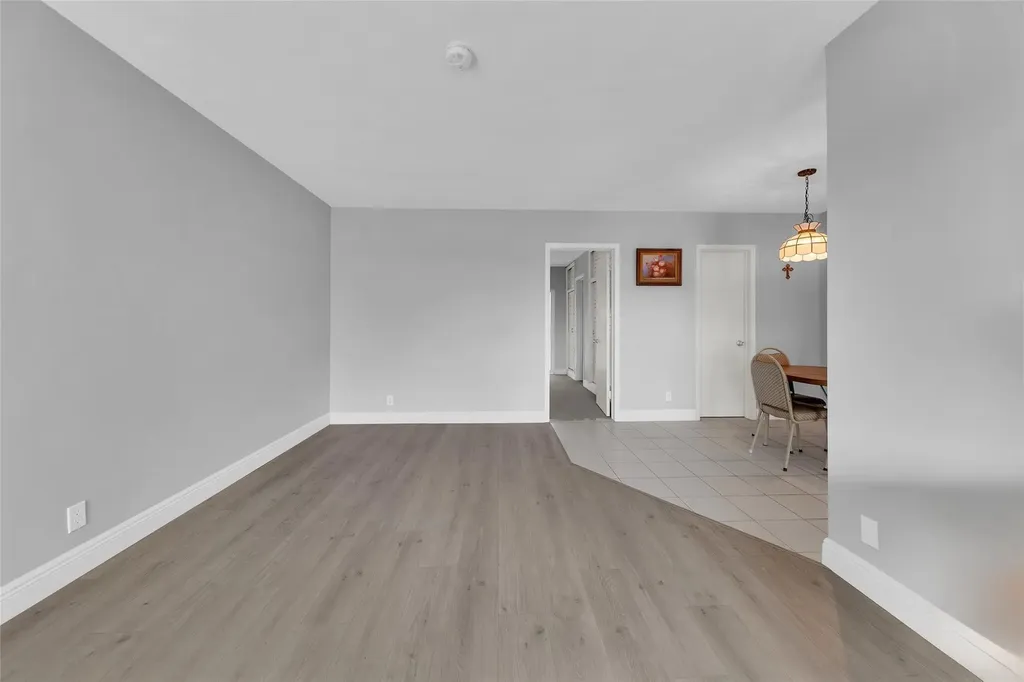 11 SW 4th Avenue Boca Raton FL 33432