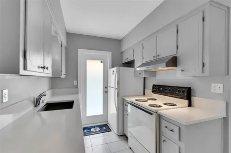 11 SW 4th Avenue Boca Raton FL 33432