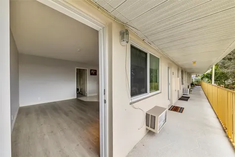 11 SW 4th Avenue Boca Raton FL 33432