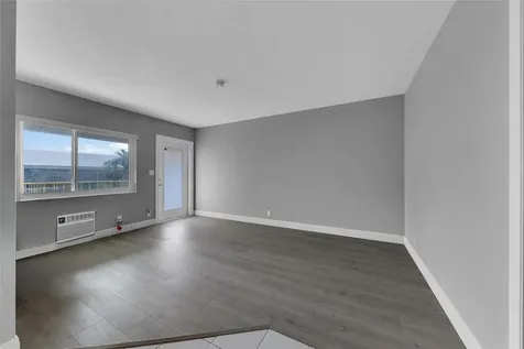 11 SW 4th Avenue Boca Raton FL 33432