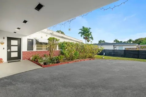 13945 N Miami Avenue Miami FL 33168