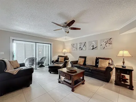 4270 NW 40th Street Lauderdale Lakes FL 33319
