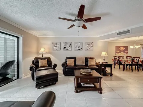 4270 NW 40th Street Lauderdale Lakes FL 33319