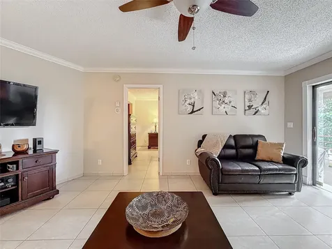 4270 NW 40th Street Lauderdale Lakes FL 33319