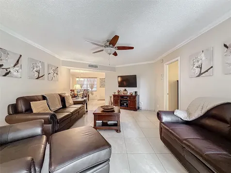 4270 NW 40th Street Lauderdale Lakes FL 33319