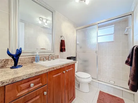 4270 NW 40th Street Lauderdale Lakes FL 33319