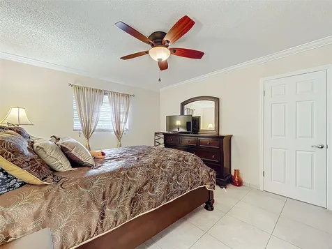 4270 NW 40th Street Lauderdale Lakes FL 33319