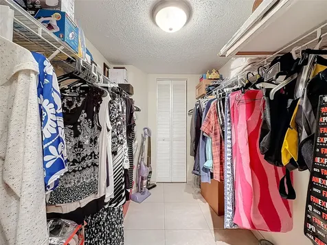 4270 NW 40th Street Lauderdale Lakes FL 33319