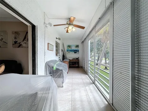 4270 NW 40th Street Lauderdale Lakes FL 33319