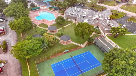 4270 NW 40th Street Lauderdale Lakes FL 33319