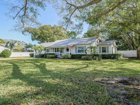 2180 Seville Avenue Vero Beach FL 32960