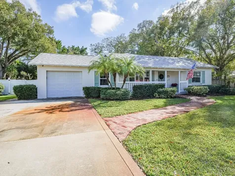 2180 Seville Avenue Vero Beach FL 32960