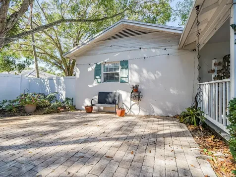2180 Seville Avenue Vero Beach FL 32960