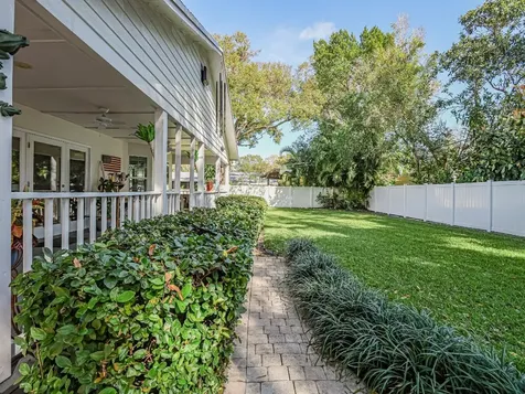 2180 Seville Avenue Vero Beach FL 32960