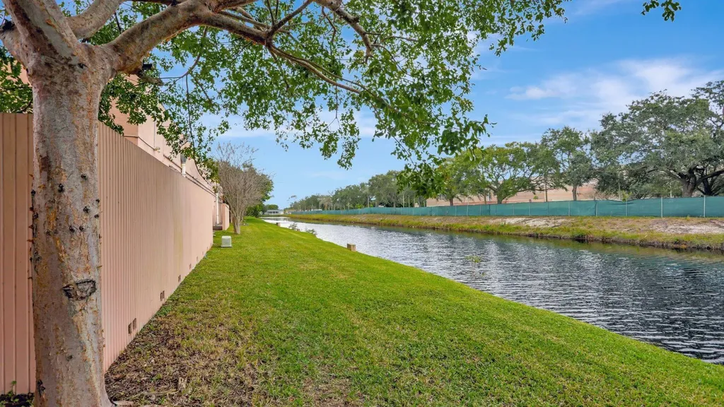 1806-1856 N Pine Island Plantation FL 33322
