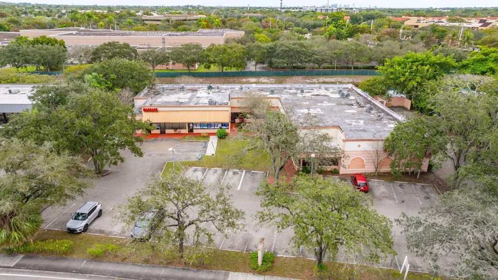 1806-1856 N Pine Island Plantation FL 33322