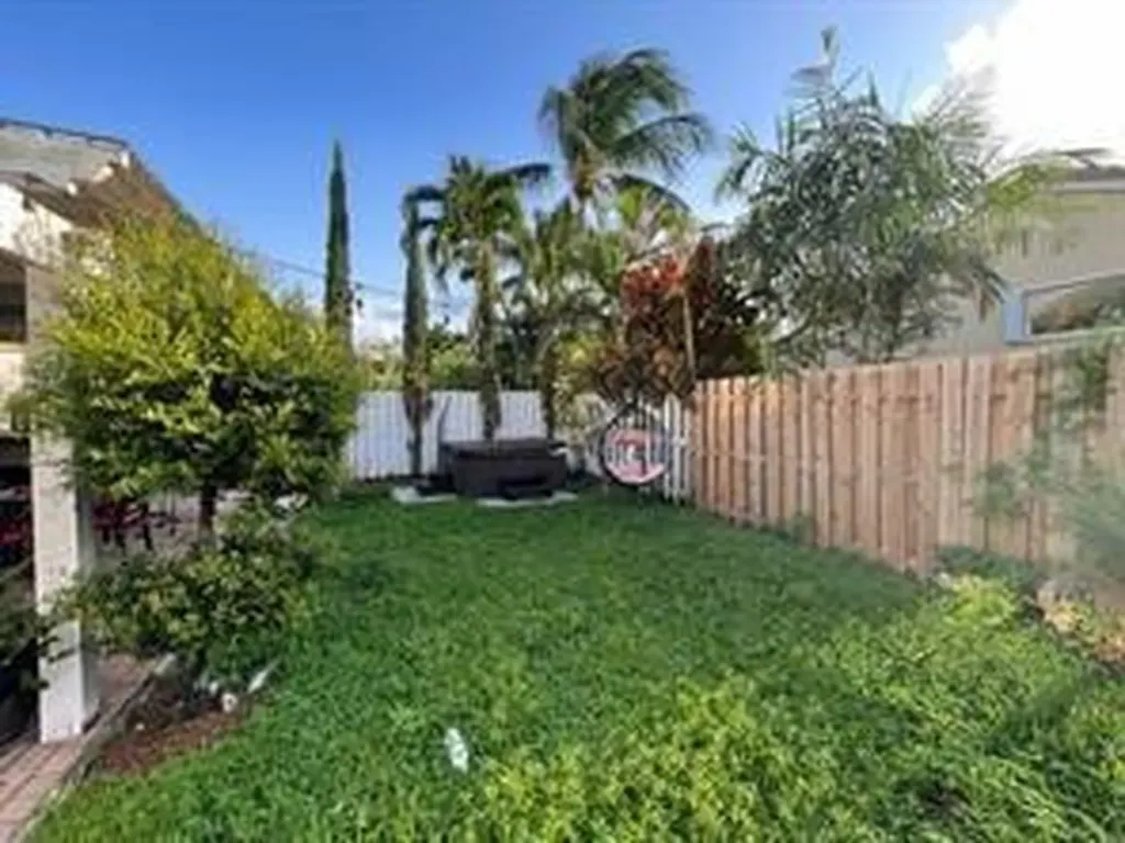 4972 SW 35th Terrace Fort Lauderdale FL 33312