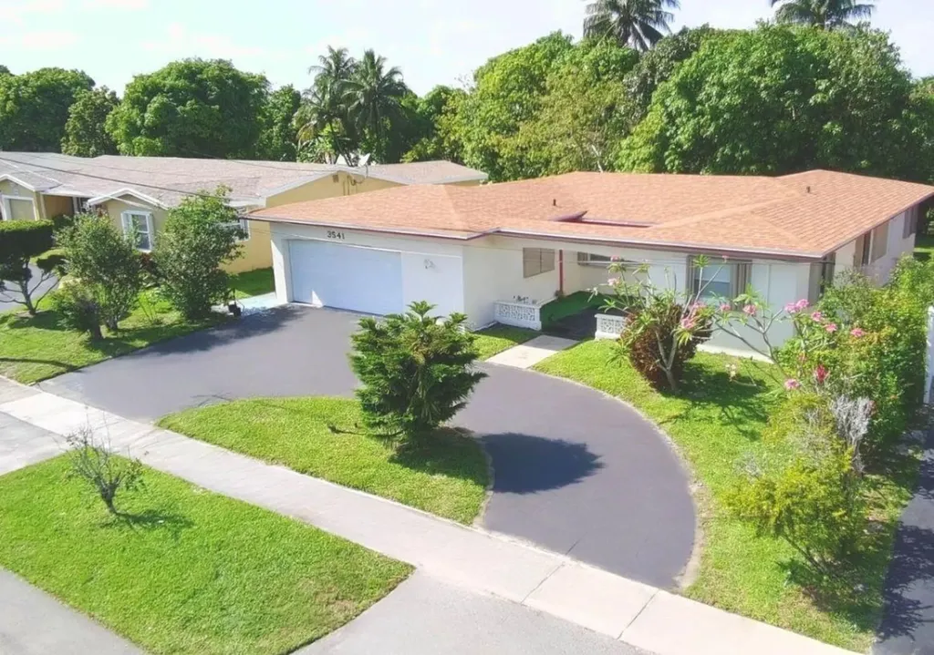3541 NW 23rd Street Lauderdale Lakes FL 33311