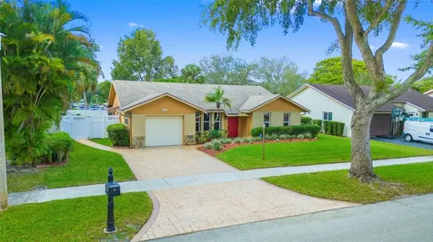 10172 NW 21st Street Pembroke Pines FL 33026