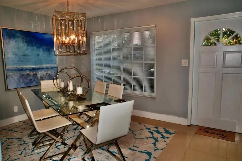 925 SE 13th Street Fort Lauderdale FL 33316