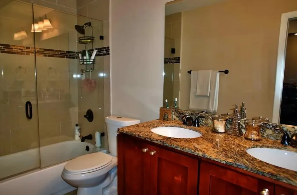 925 SE 13th Street Fort Lauderdale FL 33316