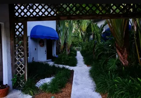 925 SE 13th Street Fort Lauderdale FL 33316