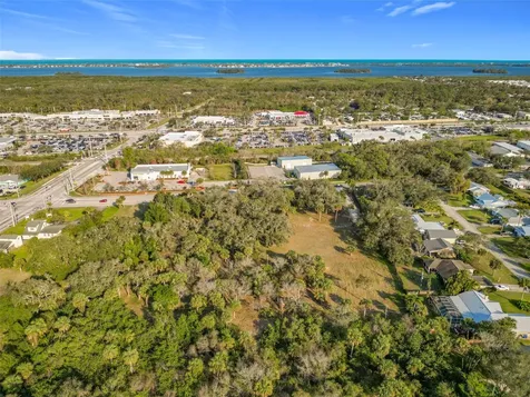 995 Old Dixie Highway Vero Beach FL 32962