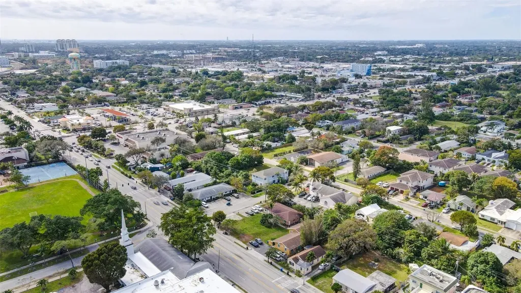 25 NW 11th Street Fort Lauderdale FL 33311